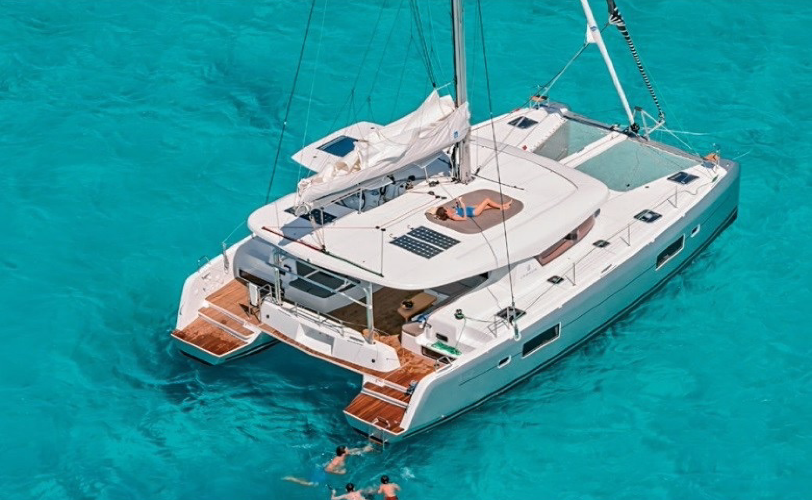Catamaran Exterior